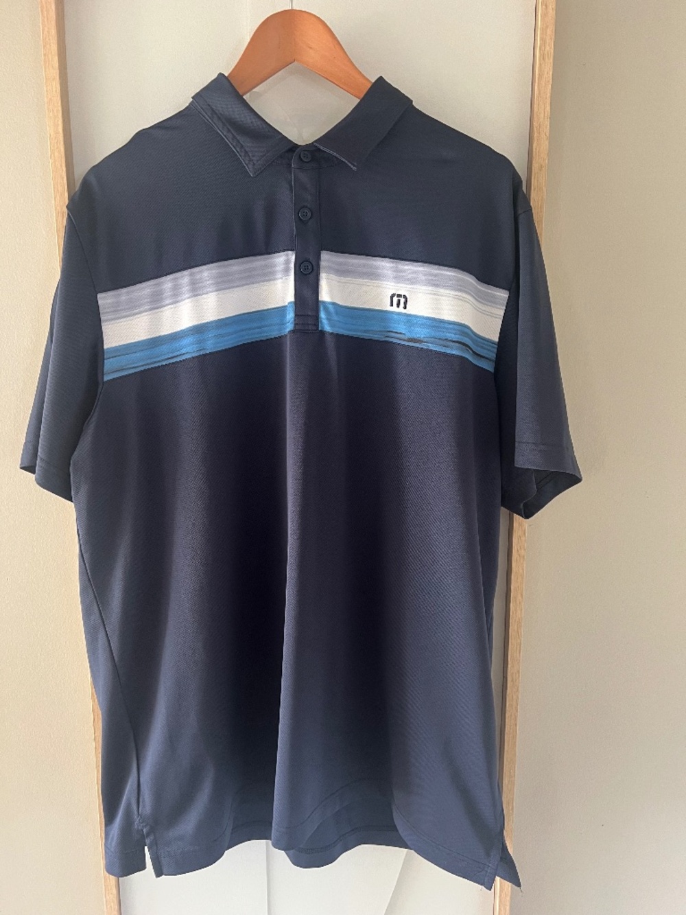 Travis Mathew  Golf Shirt XXL